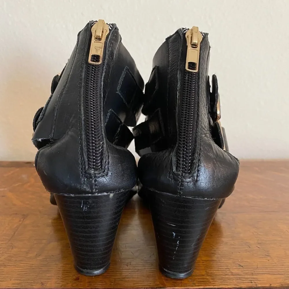 Steve Madden Naoimi Wedge Heel‎ Sandals